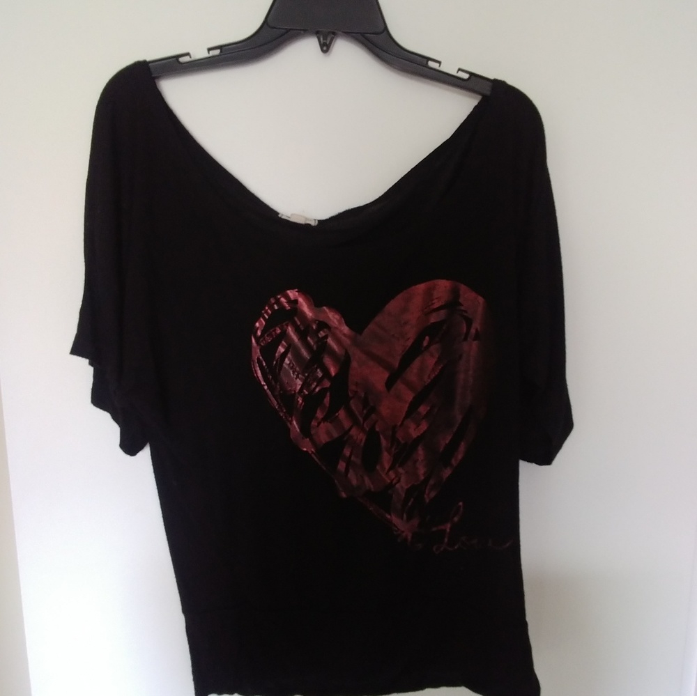 Wide neck top size L